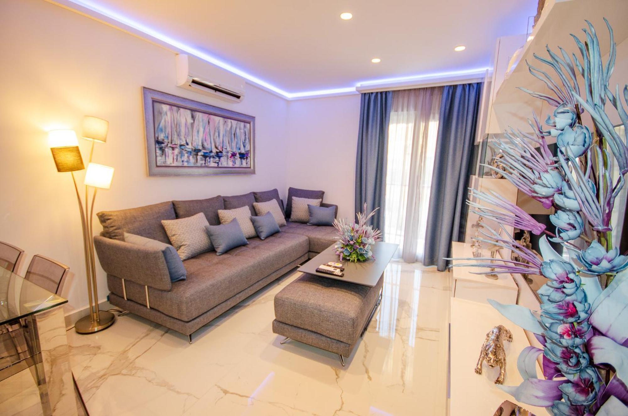Oasis - Palm Old Town Apartment *