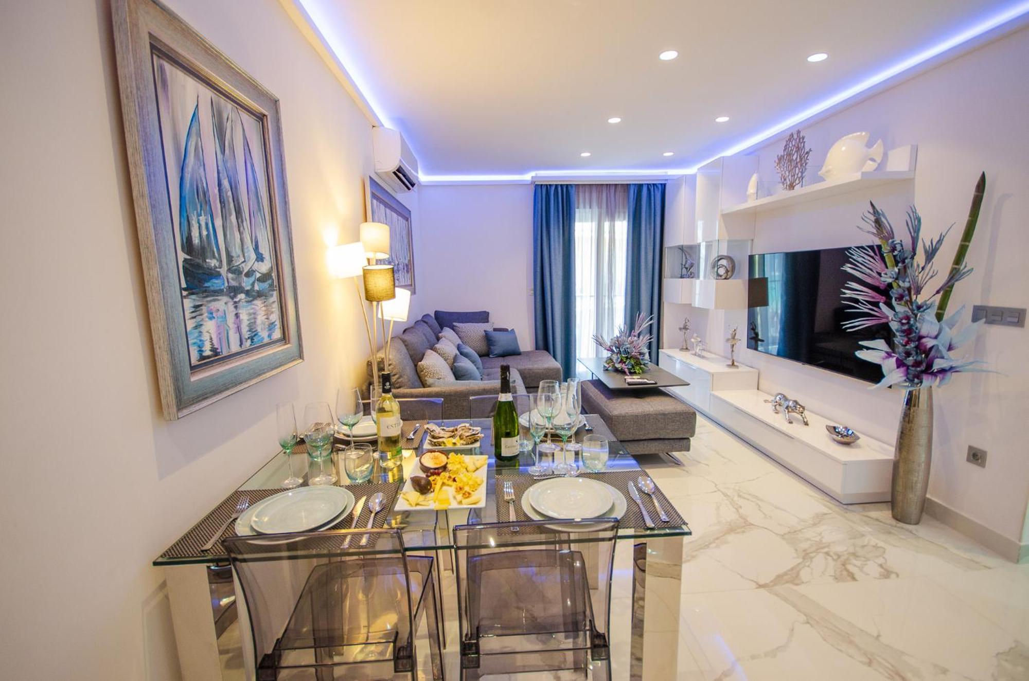 Oasis - Palm Old Town Apartment *